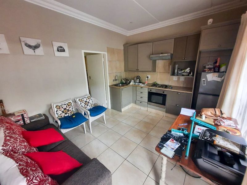 Convenience and comfort at your fingertips - Photo 3