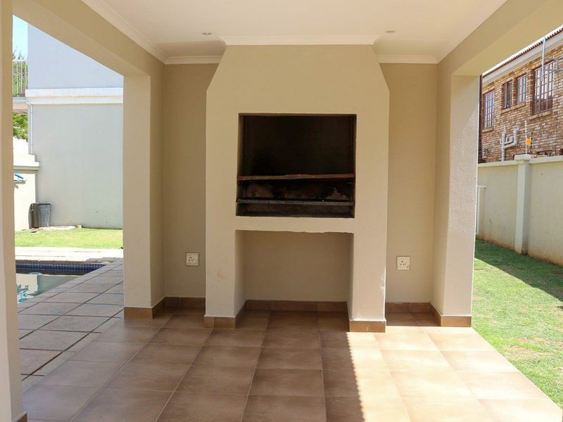 Convenience and comfort at your fingertips - Photo 9