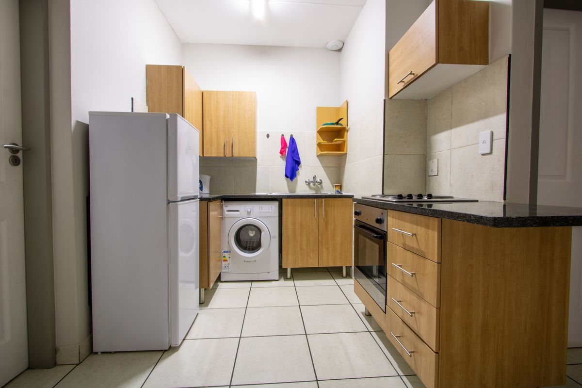 Apartment For Sale In Potchefstroom - Photo 3