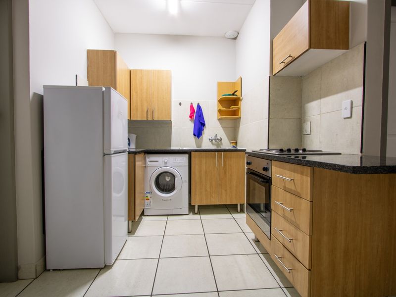 Apartment For Sale In Potchefstroom - Photo 3