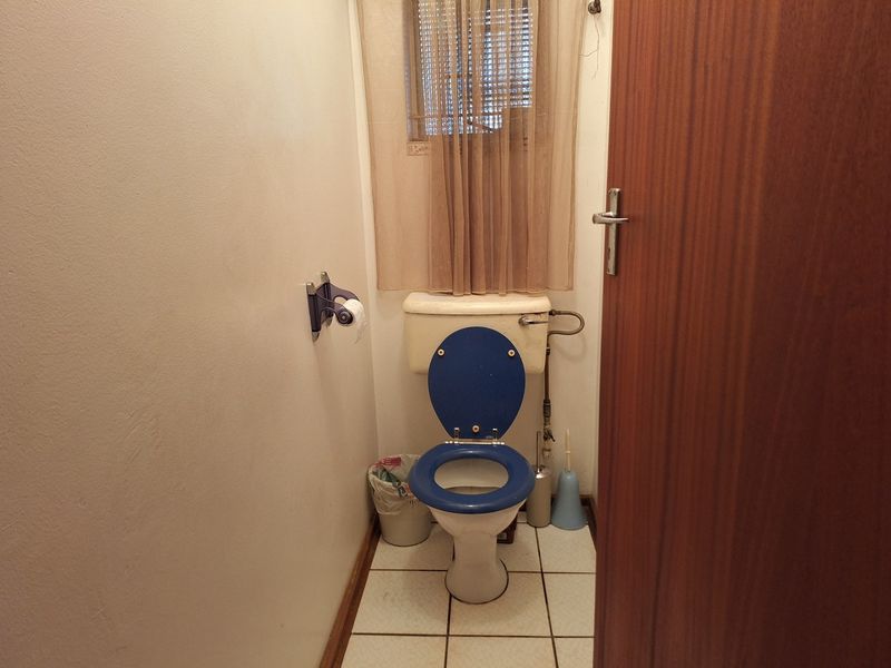 Family Home with endless potential!!! - Photo 9