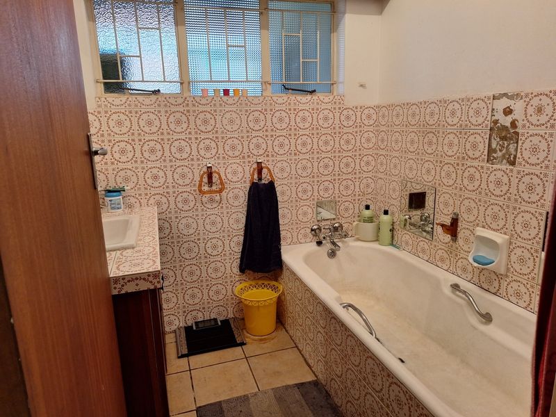 Family Home with endless potential!!! - Photo 8