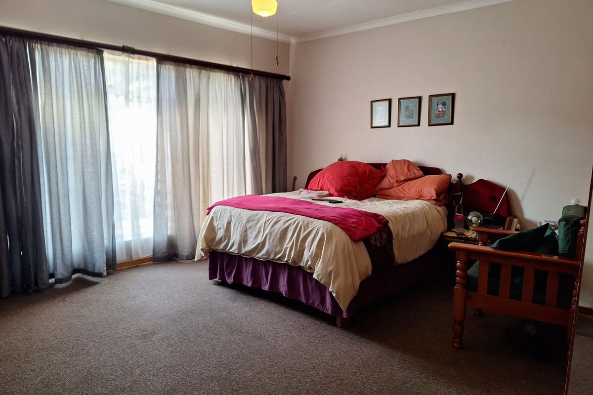 Family Home with endless potential!!! - Photo 5