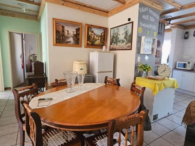 Grimbeeck Beauty! - Photo 3