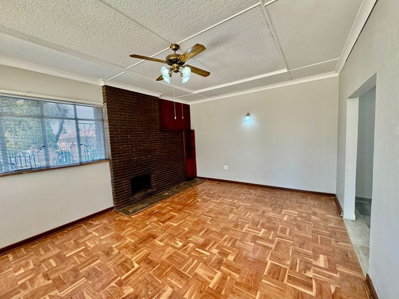 DUAL MANDATE: FAMILY HOME - Photo 7