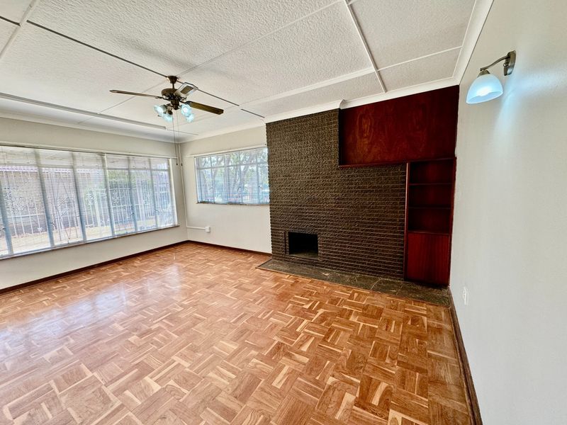 DUAL MANDATE: FAMILY HOME - Photo 5