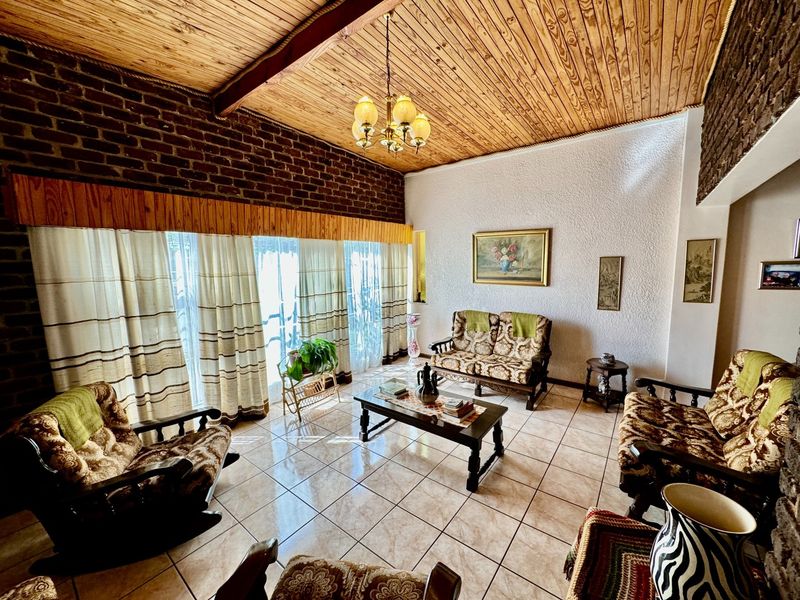 Take a look at this lucrative opportunity! - Photo 4