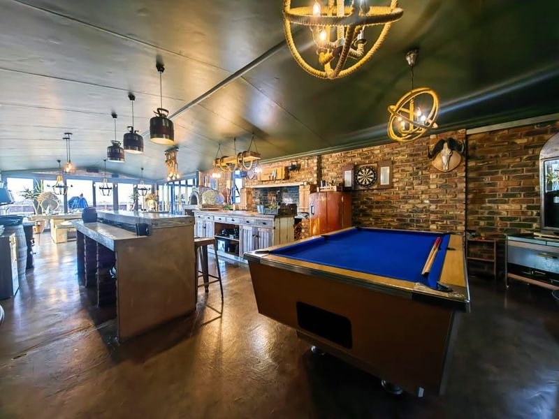 Luxurious Ailanto Country Estate! - Photo 10