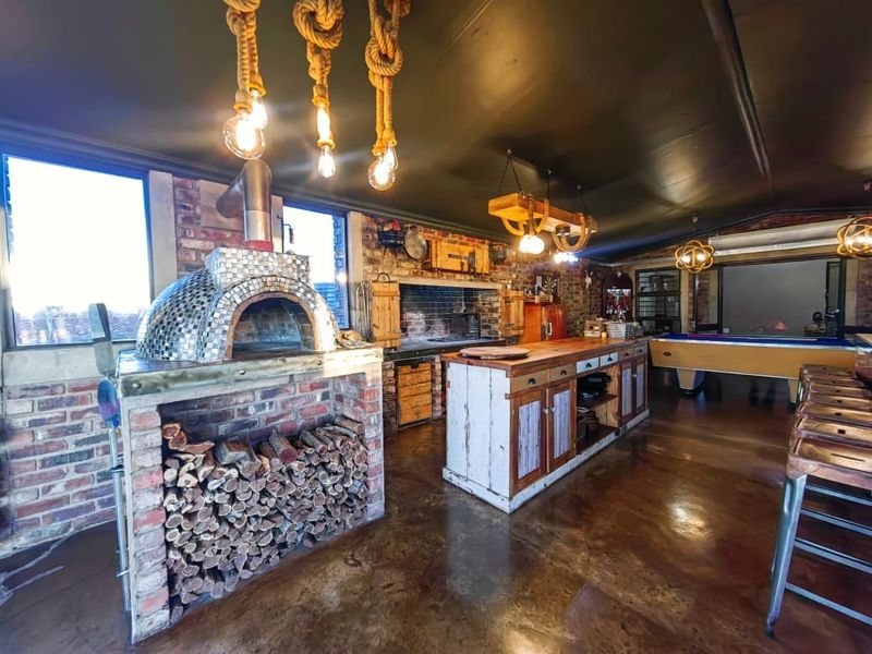 Luxurious Ailanto Country Estate! - Photo 8