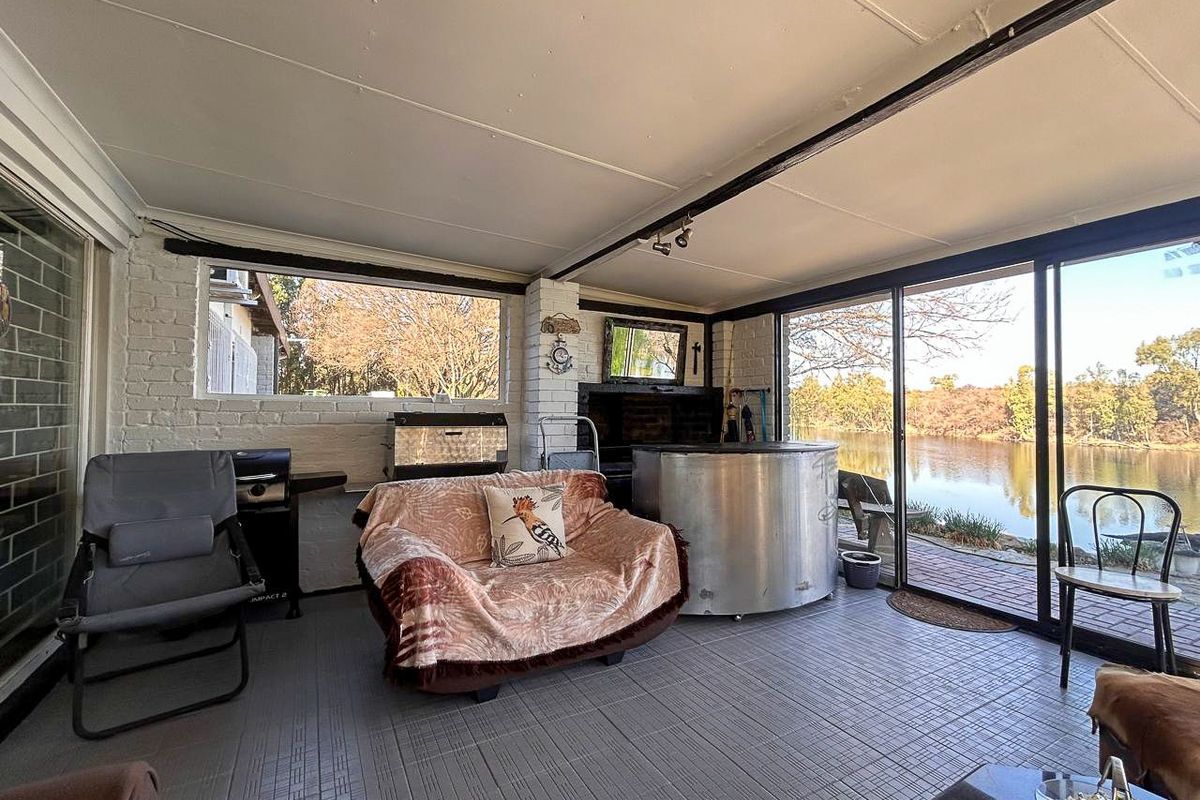 Riverside retreat invites you to embrace a lifestyle of tranquility and natural beauty - Photo 4