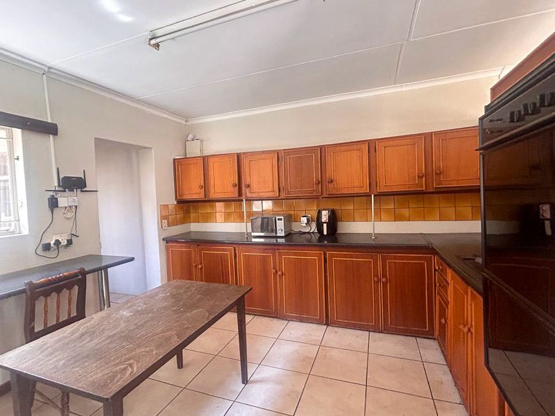 Well-maintained student house - Photo 2