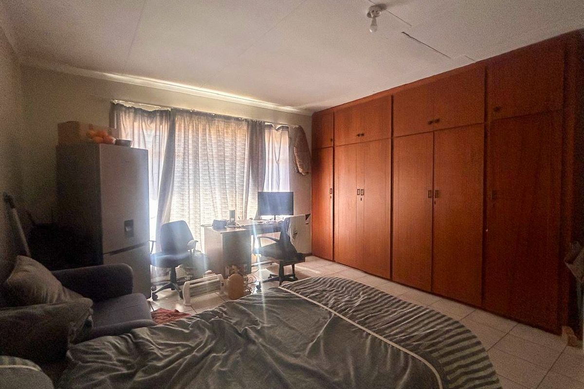 Well-maintained student house - Photo 4