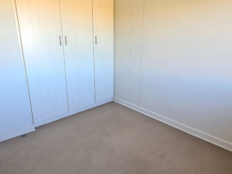 Spacious Two-bedroom Apartment– Potchefstroom – For Sale - Photo 10