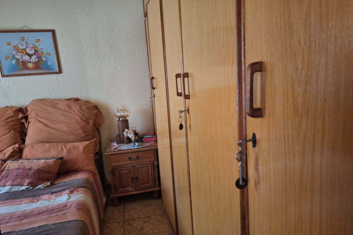 A Home in Safe Area in Ikageng..... - Photo 5