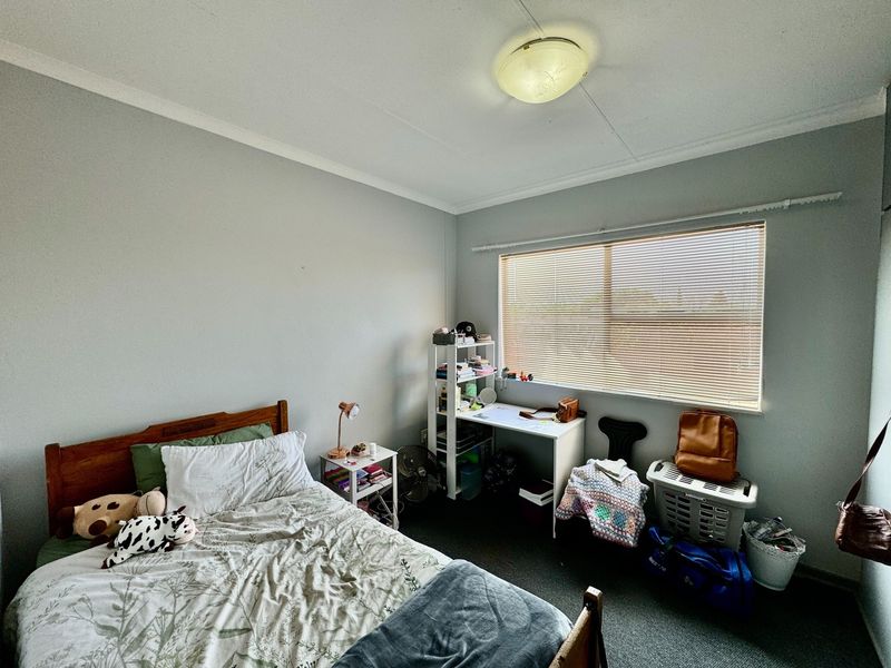 3 Bedroom Apartment with a view. - Photo 9