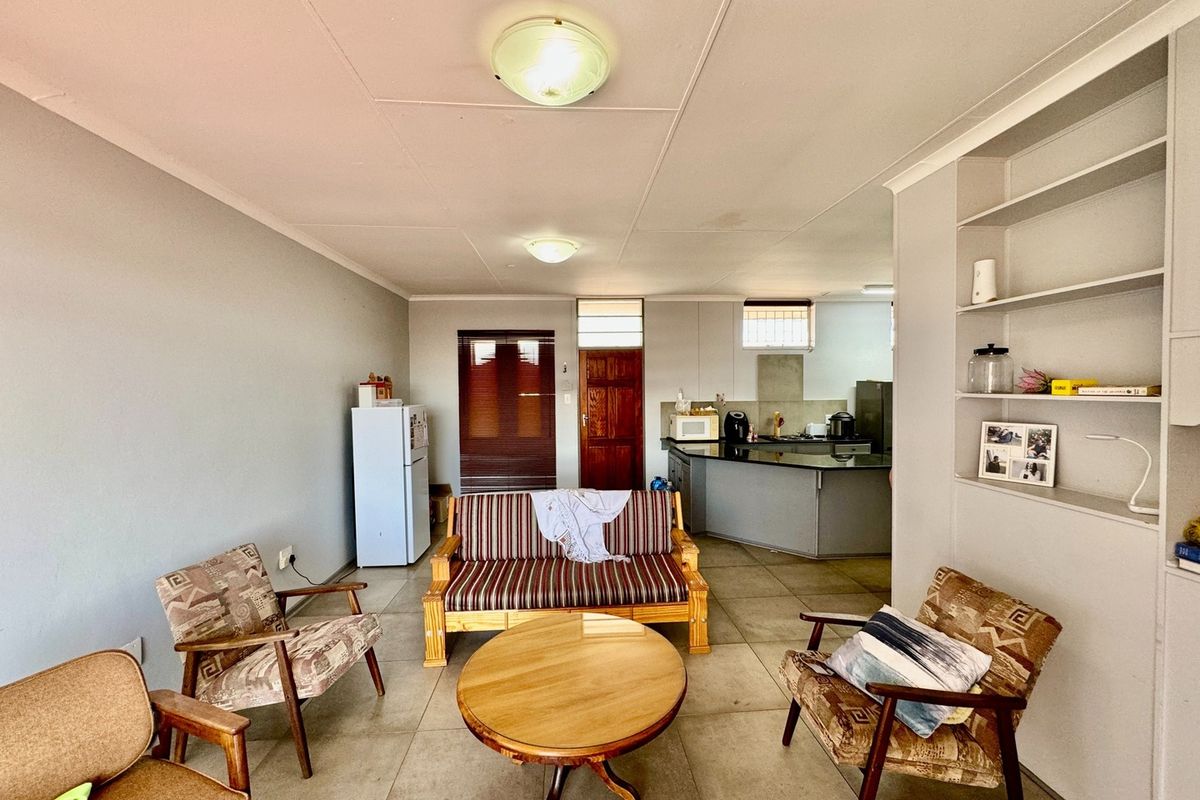 3 Bedroom Apartment with a view. - Photo 3