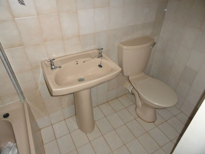 Beautiful Two-Bedroom Townhouse – Potchefstroom – For Sale - Photo 8