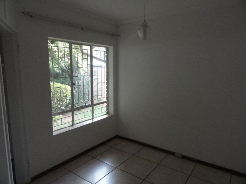 Beautiful Two-Bedroom Townhouse – Potchefstroom – For Sale - Photo 9