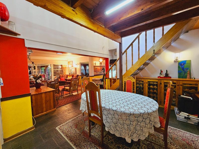 Beautiful Family Home! - Photo 7