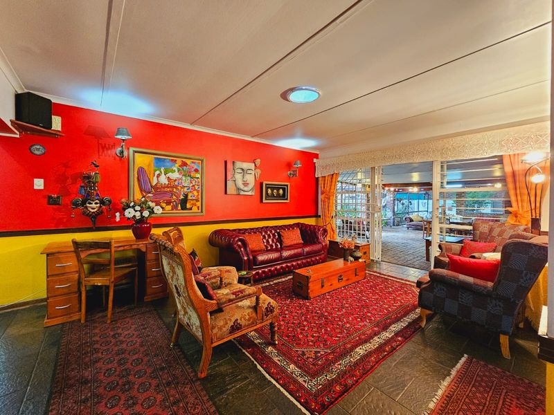 Beautiful Family Home! - Photo 5