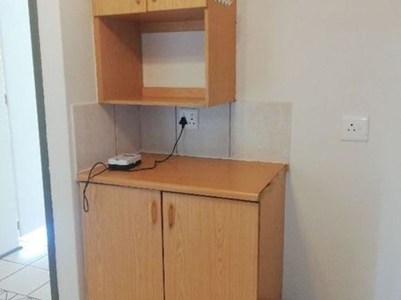 Apartment Walking Distance from the NWU! - Photo 4