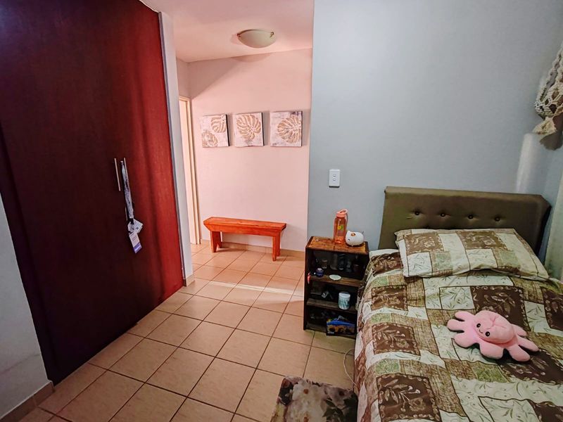 Apartment Next to the University! - Photo 7