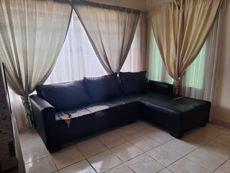 Family Home On a Corner Stand!!!!! - Photo 8