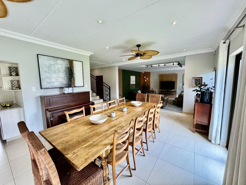 Exclusive Mandate - 5 Bedroom Masterpiece - Photo 8