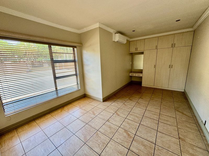 Take a look at this 2 bedroom apartment right next to the NWU. - Photo 10