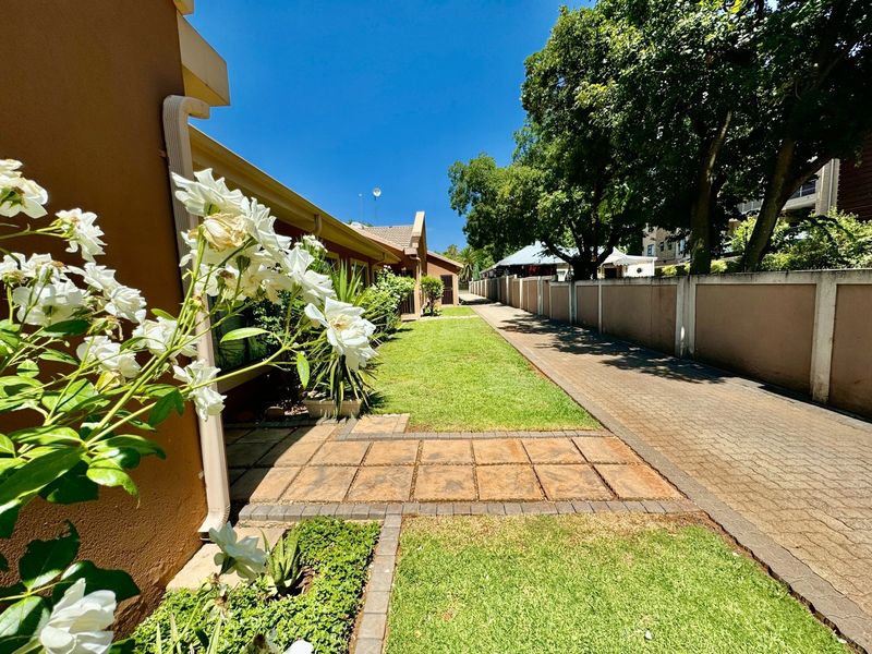 Take a look at this 2 bedroom apartment right next to the NWU. - Photo 2