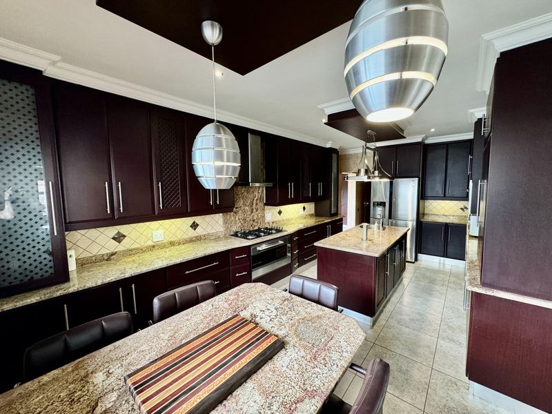 Your Dream Home Awaits in Tuscany Ridge - Photo 5