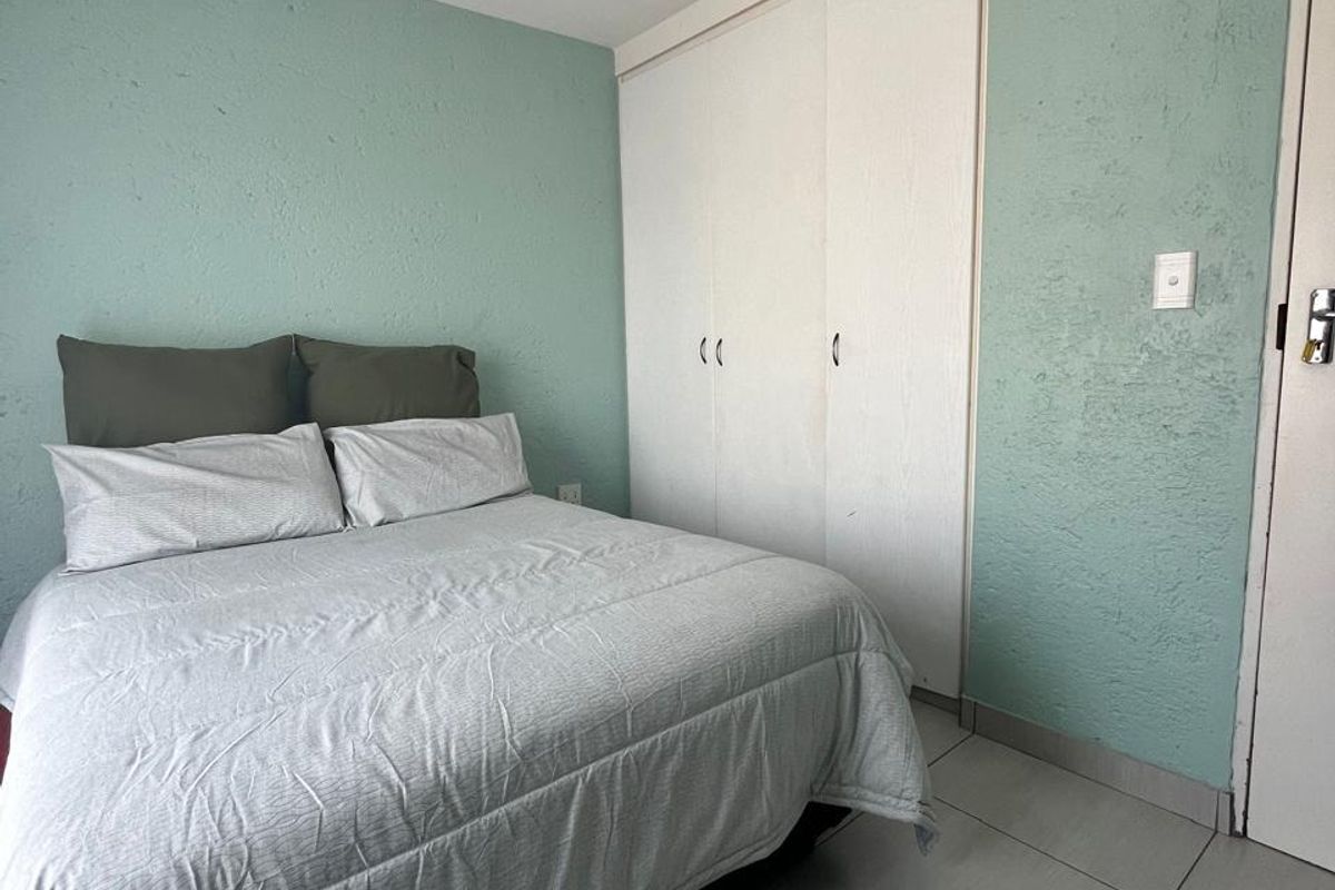 Neat As a Pin!!! - Photo 5