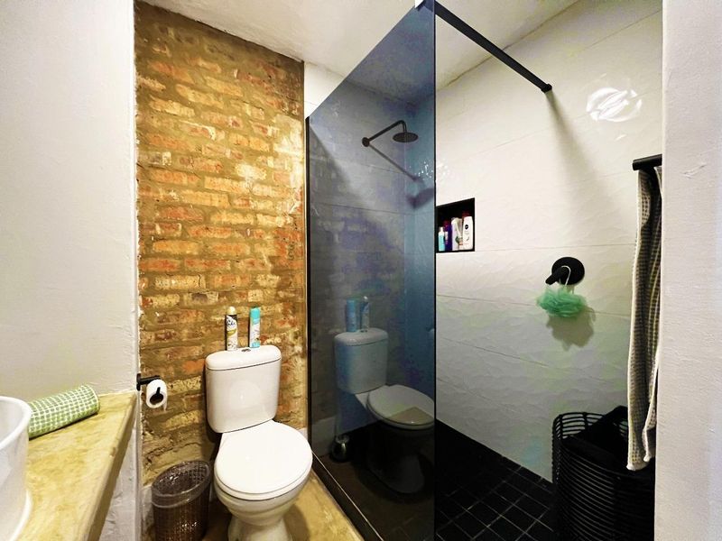 Modern 1-Bedroom Apartments – Act Fast, Limited Units Available! - Photo 10