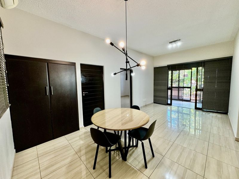 Unbeatable 2-Bedroom Apartment – Steps from NWU! - Photo 2