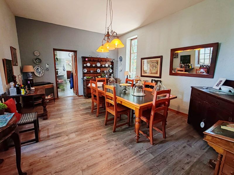 Elegant Family Home in Grimbeeck Park! - Photo 8