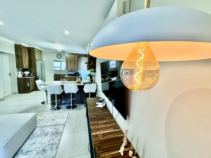 Welcome to this stunning double-storey home in the prestigious Willow De La Mooi Estate - Photo 5