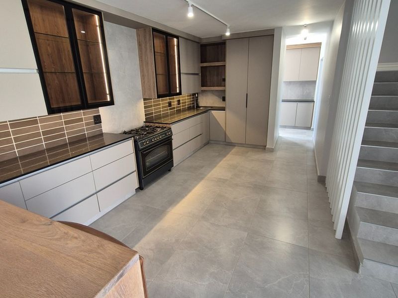 Stylish and peaceful home with detailed perfection – Potchefstroom – For Sale - Photo 3