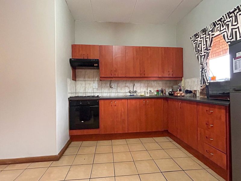 Modern 1-Bedroom Apartment for Sale – Ideal Investment Opportunity - Photo 8