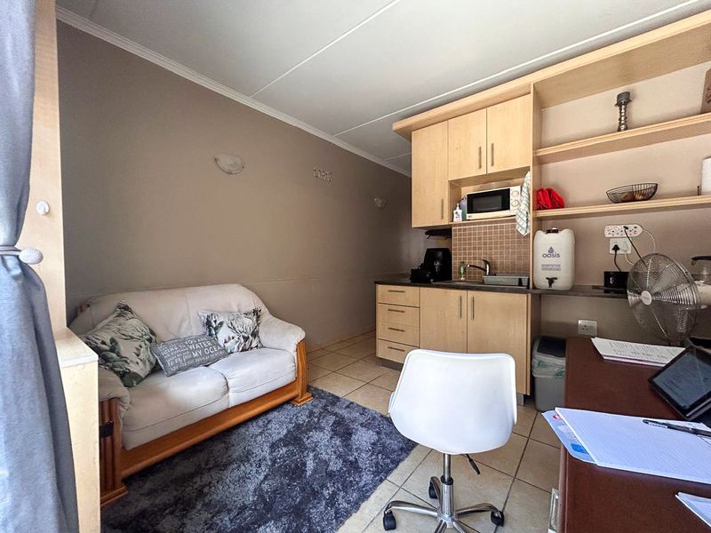 Spacious apartment for sale - Photo 3