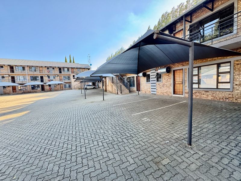 3 Bedroom Close to the North West University - Photo 1