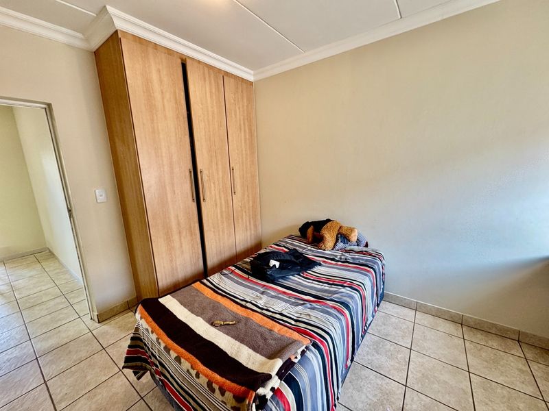 3 Bedroom Close to the North West University - Photo 4