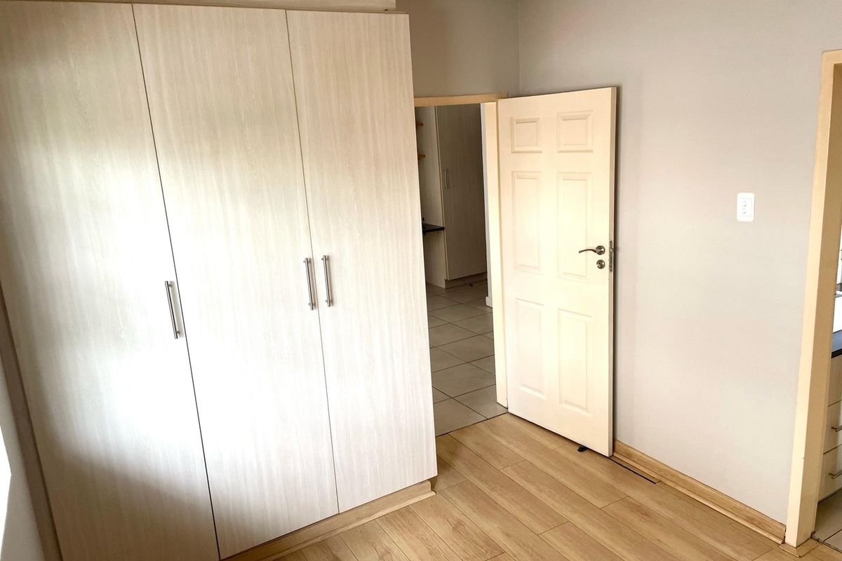 Safe and Secure One Bedroom Apartment - Photo 5
