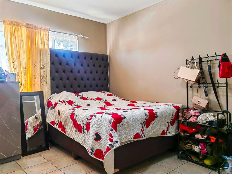 Apartment in Baillie Park - Photo 10