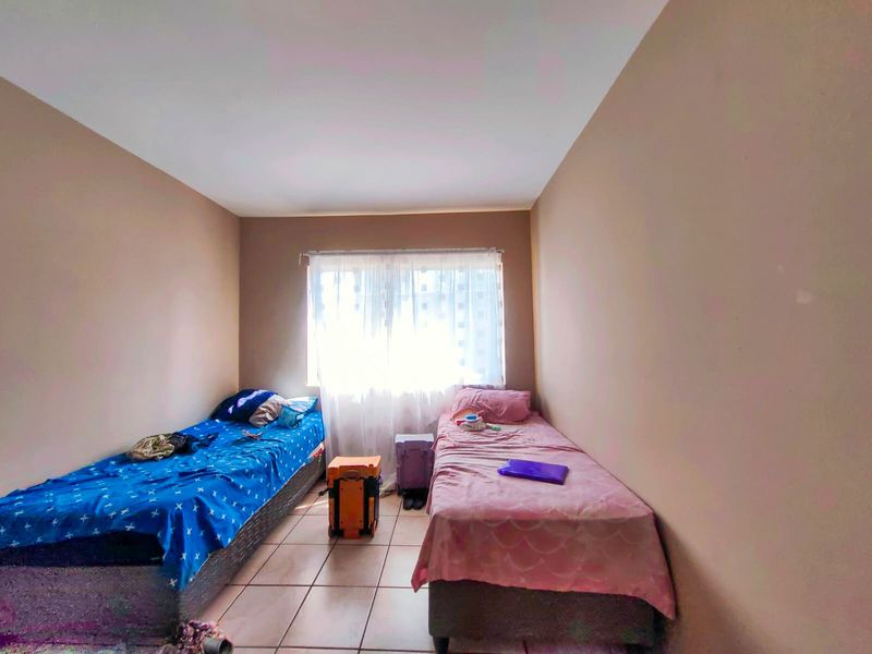 Apartment in Baillie Park - Photo 7