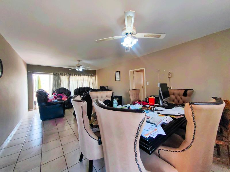 Apartment in Baillie Park - Photo 2