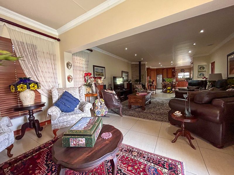 Sophisticated Living Meets Ultimate Comfort in Tuscany Ridge - Photo 7