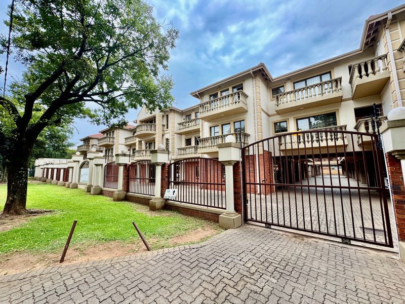 Prime location bachelor apartment. - Photo 1