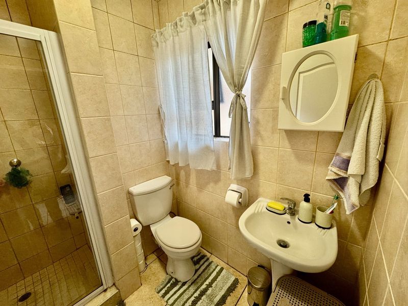 Prime location bachelor apartment. - Photo 10