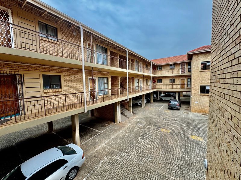 Prime location bachelor apartment. - Photo 9