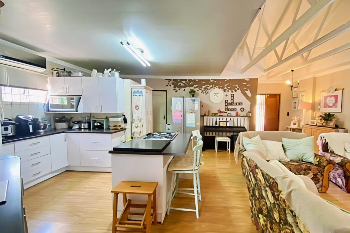 3 Bedroom Townhouse For Sale in Mooivallei Park - Photo 4